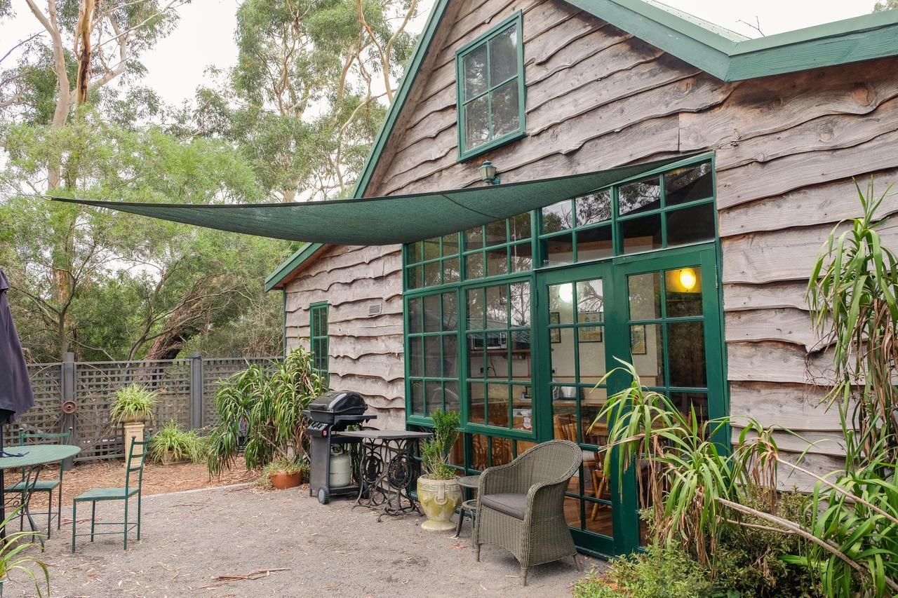 Pennyroyal Farm Cottages Farm stay Deans Marsh